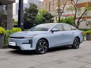 Geely Galaxy L6 2025