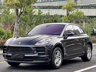 Porsche Macan 2021
