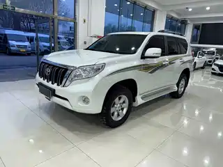 Toyota Prado 2016
