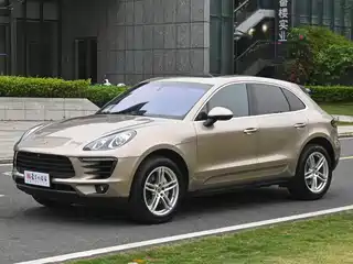 Porsche Macan 2014