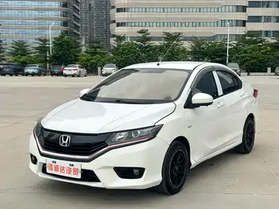 Honda Greiz 2016