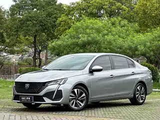 Peugeot 408 2023