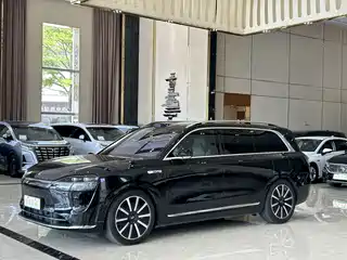 AITO Wenjie M9 2023