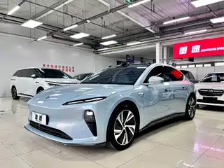 NIO ET5 2025
