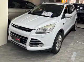 Ford Kuga 2015