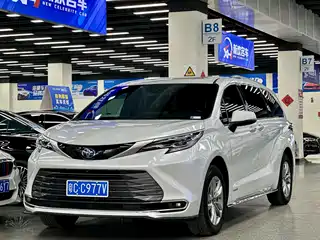 Toyota Sienna 2022