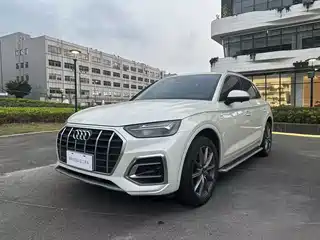Audi Q5L 2023