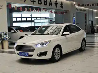 Ford Escort 2014