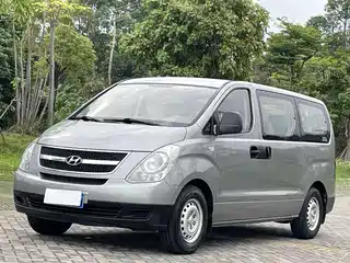 Hyundai H-1 Grand Starex 2010