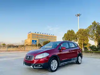 Suzuki SX4 S-Cross 2015
