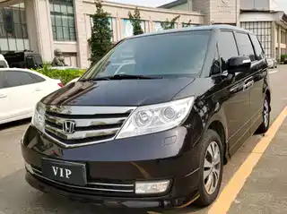Honda Elysion 2016