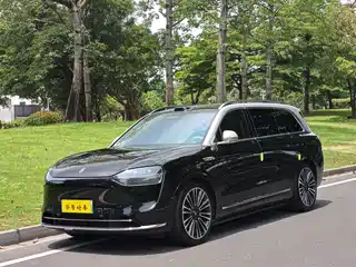 AITO Wenjie M9 2023