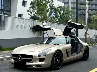 Mercedes-Benz SLS AMG 2010