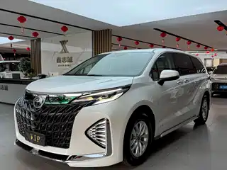 Toyota Granvia 2024