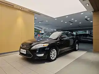 Ford Mondeo Zhisheng 2013