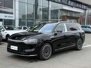 AITO Wenjie M9 2025