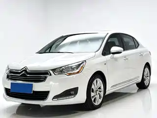 Citroën C4L 2012
