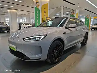 AITO Wenjie M5 2025