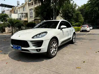 Porsche Macan 2015