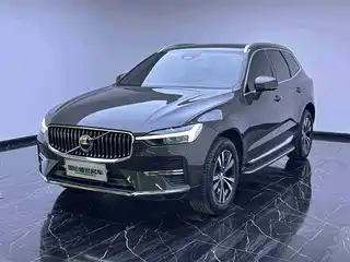 Volvo XC60 2022
