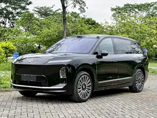 NIO NIO ES8 2025