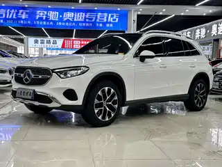 Mercedes-Benz GLC 2023