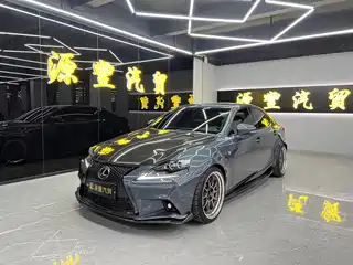 Lexus IS 2016