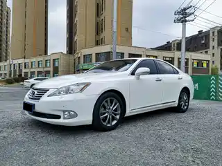 Lexus ES 2011