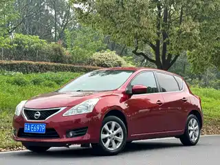Nissan Tiida 2011