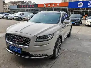 Lincoln Nautilus 2021