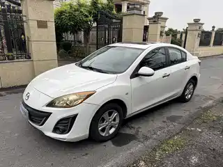 Mazda Mazda3 Axela 2014
