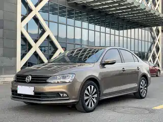 Volkswagen Sagitar 2016