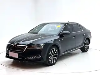 Škoda Superb 2022