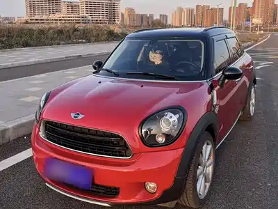 MINI COUNTRYMAN 2016