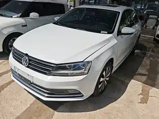 Volkswagen Sagitar 2016