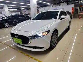 Mazda Mazda3 Axela 2025