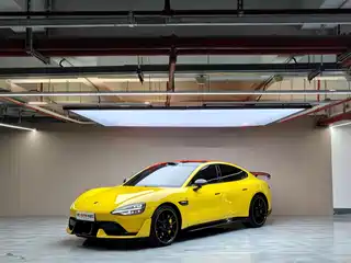 Xiaomi Auto SU7 Ultra 2025