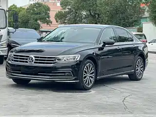 Volkswagen Phideon 2017