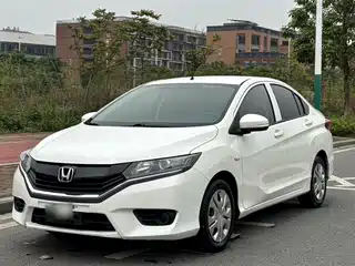 Honda Greiz 2015