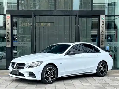 Mercedes-Benz C-Class 2021