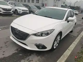 Mazda Mazda3 Axela 2016