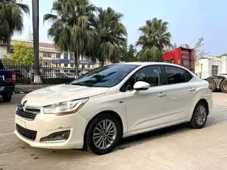 Citroën C4L 2015