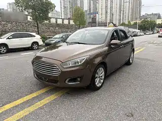 Ford Escort 2014