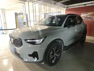 Volvo XC40 2023
