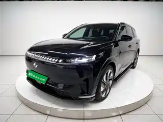 Dongfeng Yipai eπ008 2024