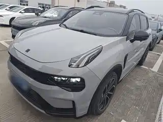 Lynk & Co 01 2023