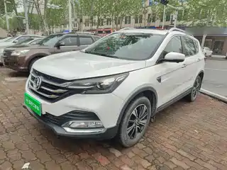 Dongfeng Aeolus Fengshen AX7 2017
