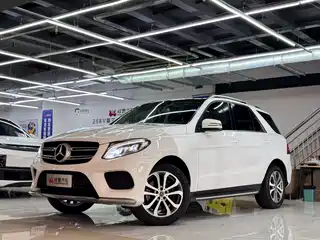 Mercedes-Benz GLE 2016