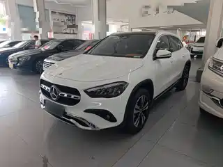 Mercedes-Benz Mercedes-Benz GLA 2024