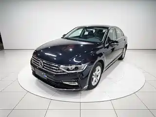 Volkswagen Magotan 2024